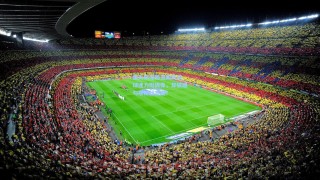 里夫斯深陷丑闻风波，球迷力挺偶像，却被曝勾搭粉丝女友？