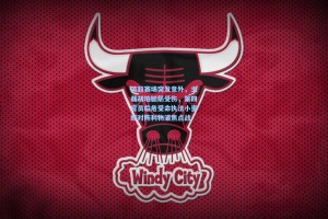 英超赛场突发意外，主裁胡珀腿筋受伤，第四官员临危受命执法小蜜蜂对阵利物浦焦点战