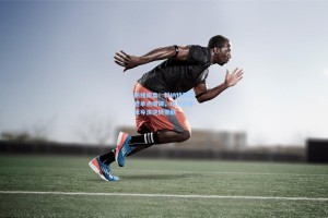 防线崩盘！科纳特两度遭单点爆破，哈兰德多库导演逆转惨剧